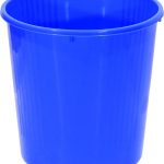 Koš kancelářský plný